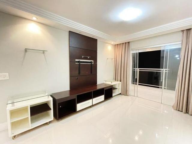 Apartamento venda em Região Geográfica Imediata do Distrito Federal, Região Integrada de Desenvolvimento do Distrito Federal e Entorno