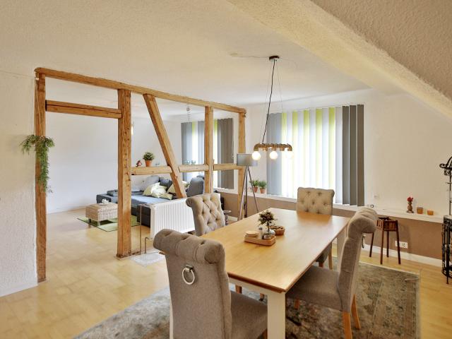 Dachgeschosswohnung kaufen in Schömberg, Baden-Württemberg