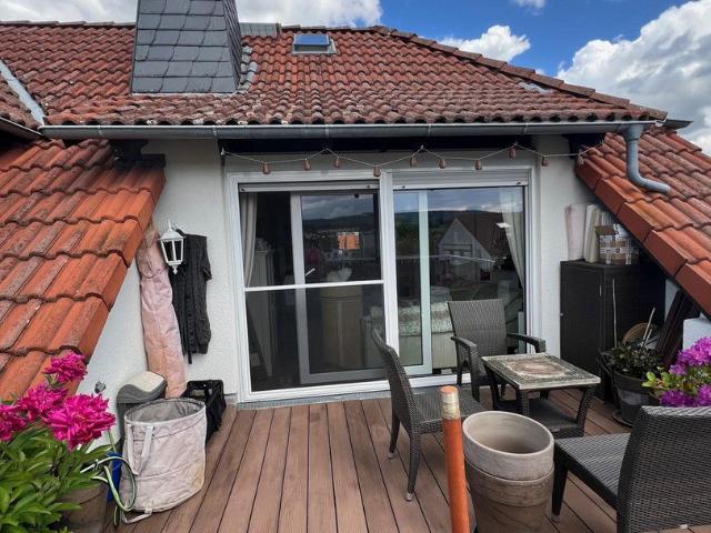 Dachgeschosswohnung kaufen in Neu-Anspach