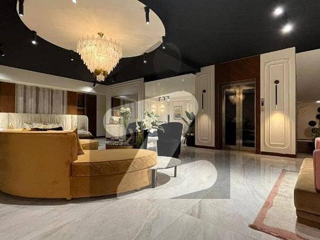 Building for sale in Karachi