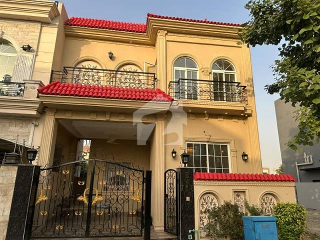 House for sale in لاہور, لاہور ڈویژن