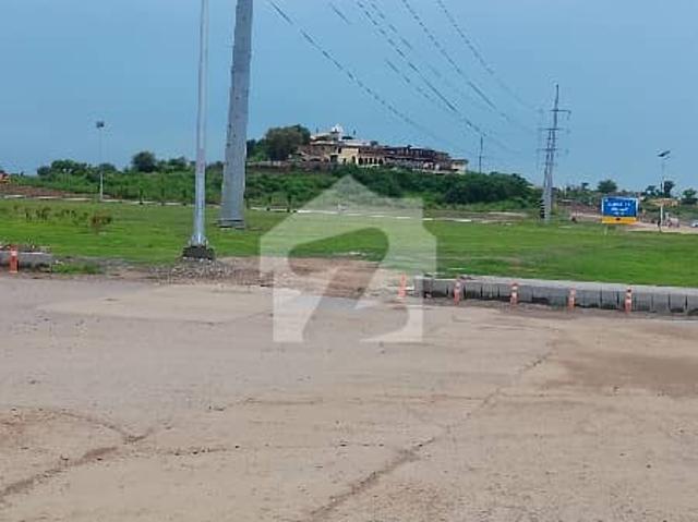 Property for sale in Islamabad