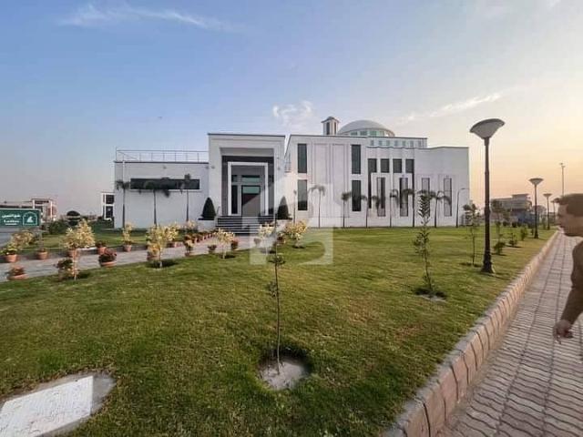 Property for sale in Peshawar, North West Frontier Province