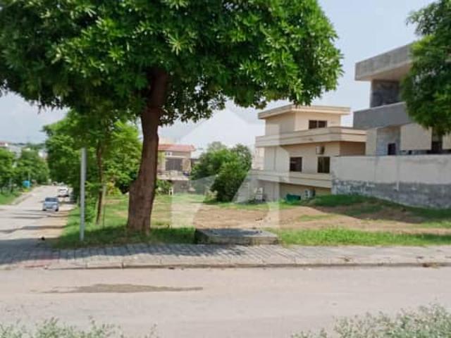 Property for sale in Islamabad