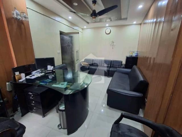 Office for sale in لاہور, لاہور ڈویژن