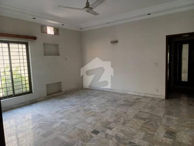 Office for rent in Rawalpindi, Islamabad Capital Territory
