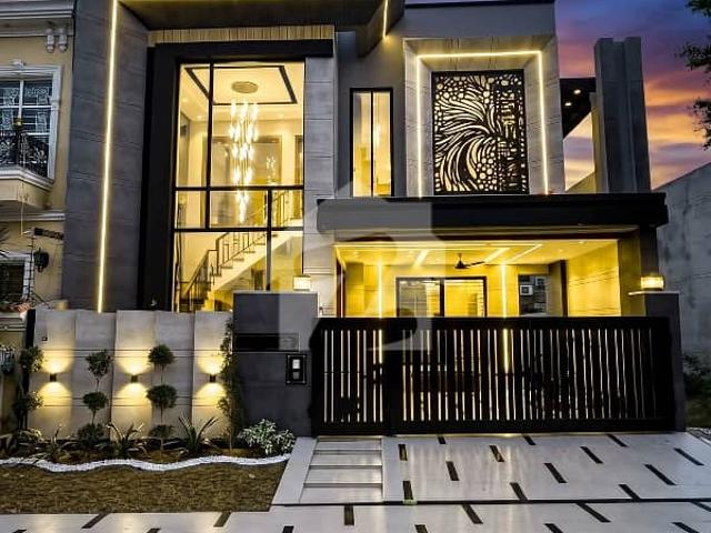House for sale in لاہور, لاہور ڈویژن