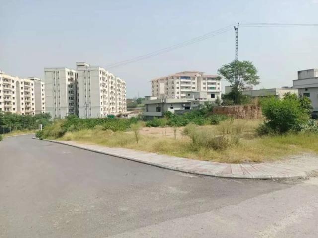 Land for sale in Islamabad