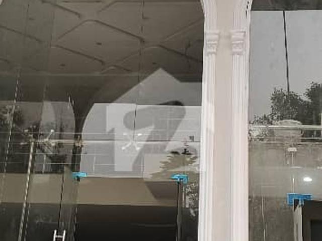 Building for rent in لاہور, لاہور ڈویژن