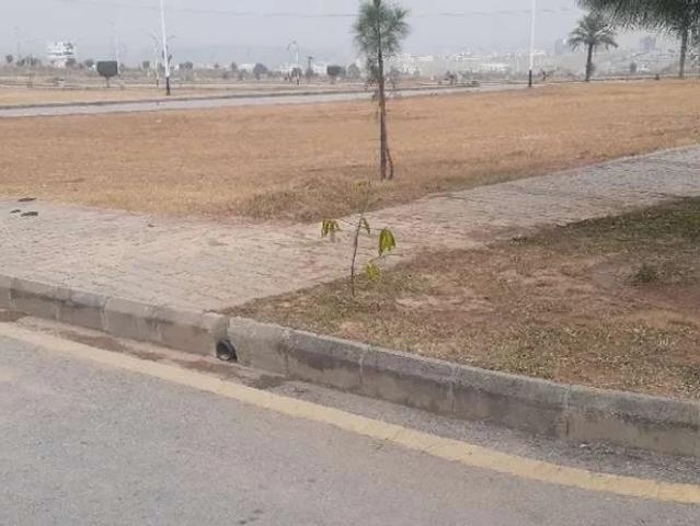 Land for sale in Islamabad
