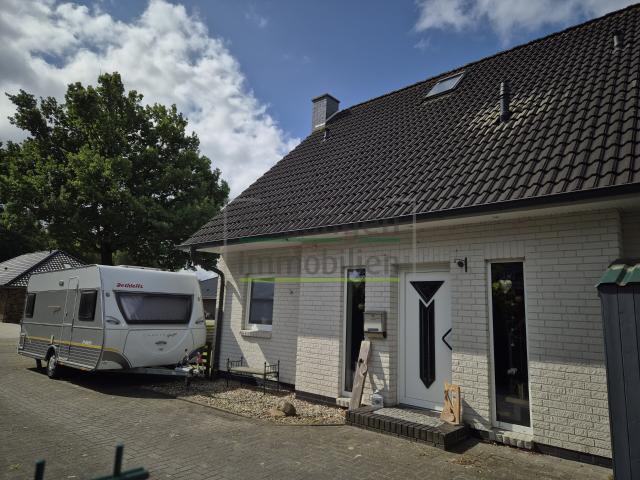 Doppelhaushälfte kaufen in Barßel, Niedersachsen