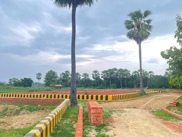 Land for sale in Ahmadabad, Gujarat