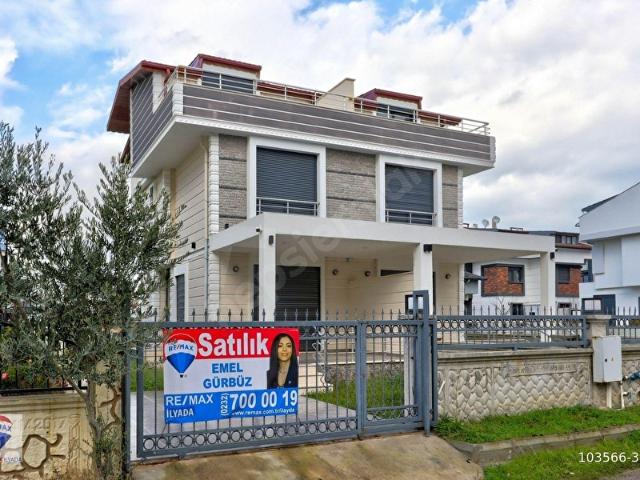 Dikili, İzmir içerisinde satılık Villa