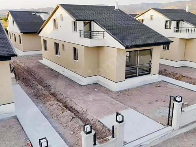 Dikili, İzmir içerisinde satılık Villa