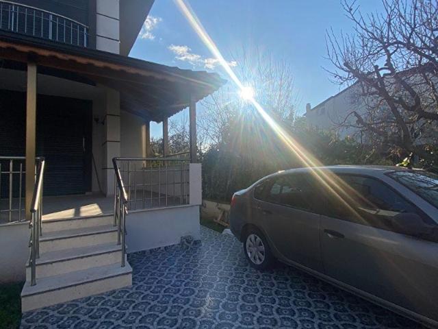 İzmir Merkez içerisinde satılık Villa