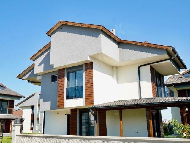 Dikili, İzmir içerisinde satılık Villa