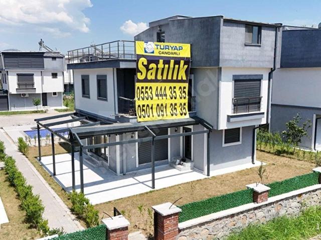 Dikili, İzmir içerisinde satılık Villa