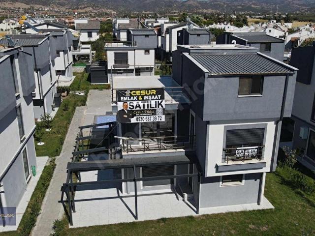 Dikili, İzmir içerisinde satılık Villa