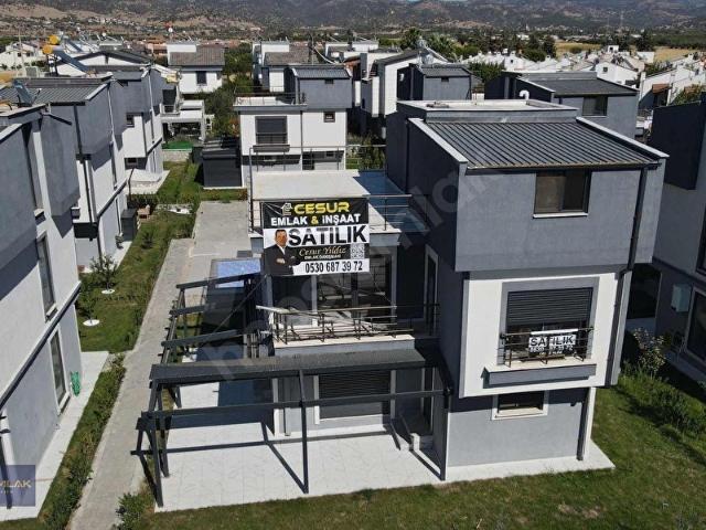 Dikili, İzmir içerisinde satılık Villa