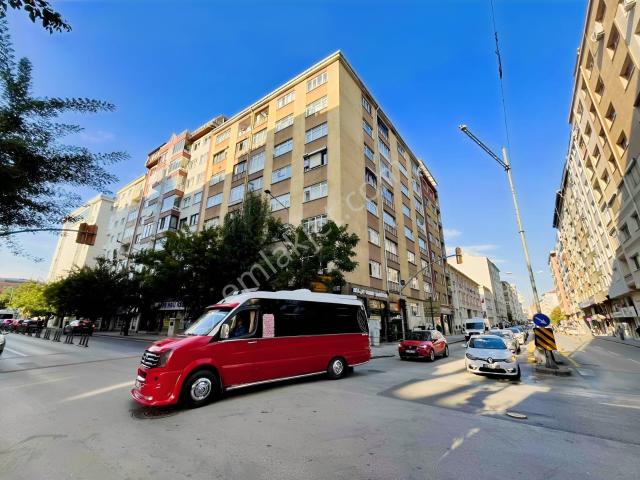Eskişehir, Odunpazarı içerisinde satılık mülk