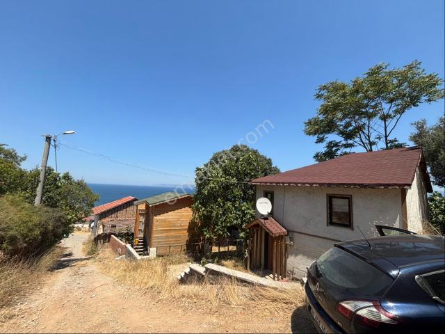 Mudanya içerisinde satılık Villa