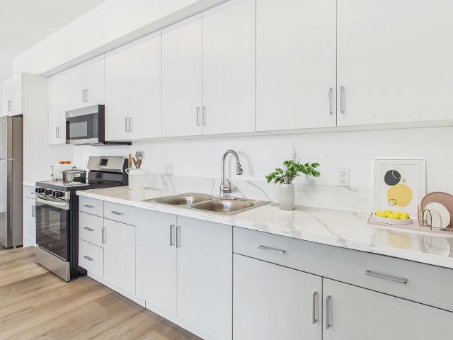 Apartment for rent in Canoga Park, California