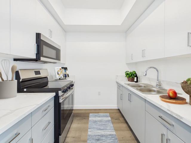 Apartment for rent in Canoga Park, California