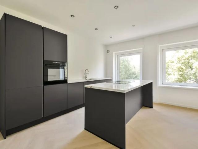 Appartement te huur in Zuid, Amsterdam