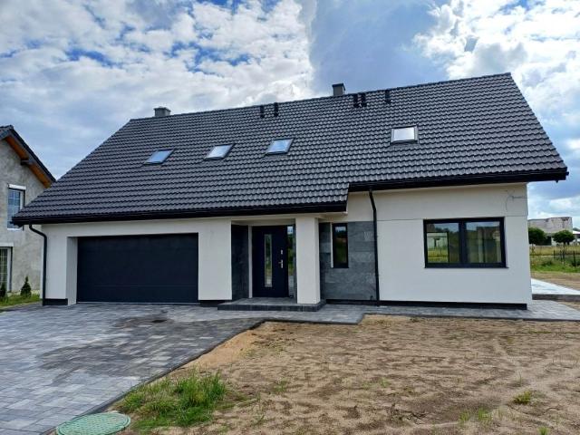 Dom na sprzedaż w Bydlino, Pomorskie