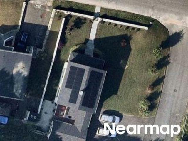 Condo for sale in Bethel