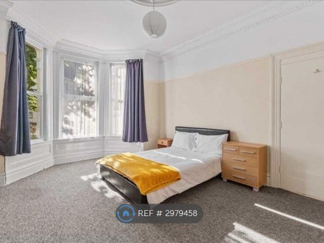 Room for rent in Greenbank, Plymouth