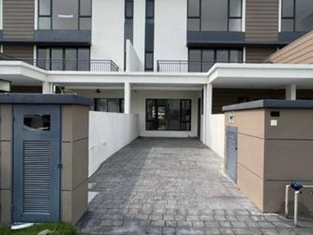 Townhouse for rent in Semenyih, Majlis Perbandaran Kajang