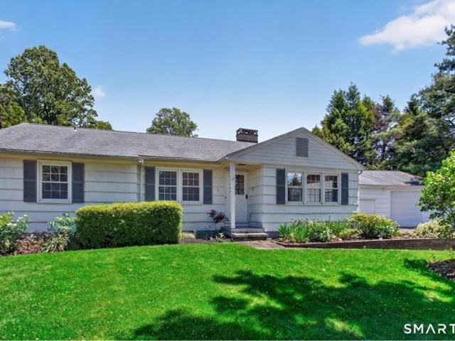 House for sale in Newtown