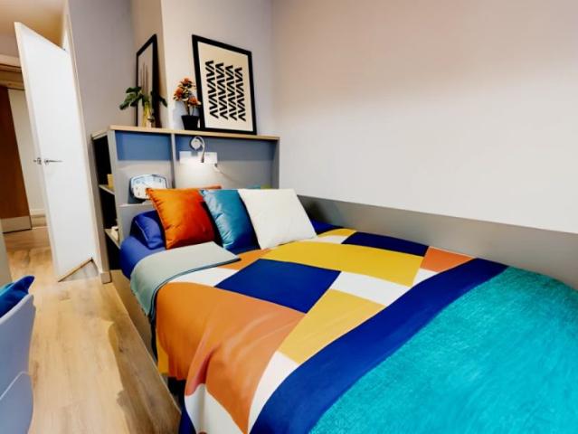 Room for rent in Hillfields, West Midlands