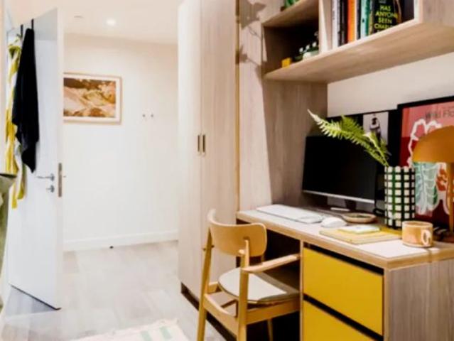 Room for rent in The Borough, Greater London