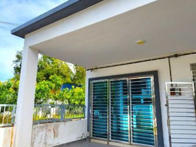 House for sale in Tanjong Sepat, Selangor