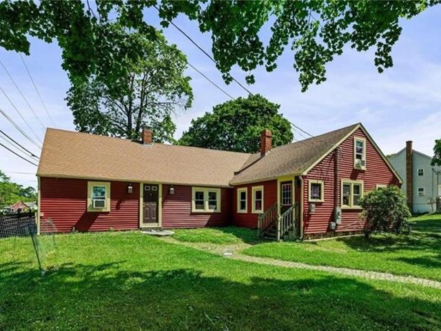House for sale in Cumberland, Rhode Island