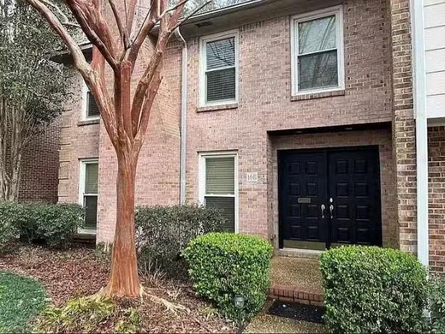 Condo for rent in Dothan