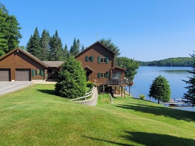 House for sale in Stewartstown, Coös County