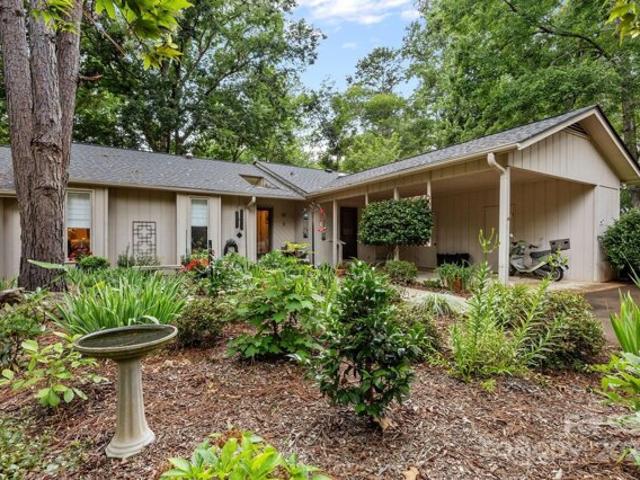 Condo for sale in Columbus
