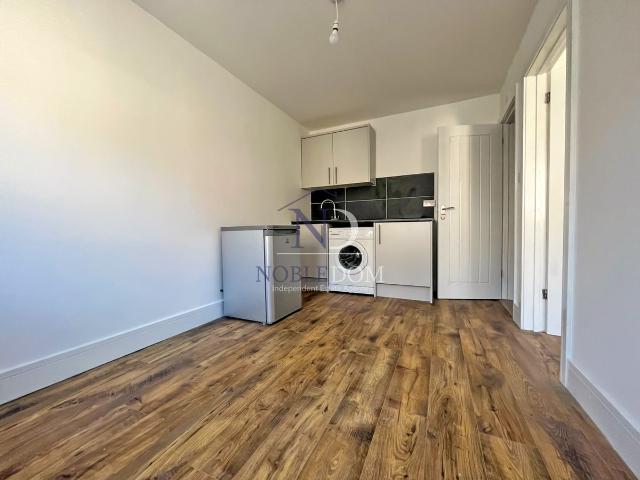 Studio for rent in Slough