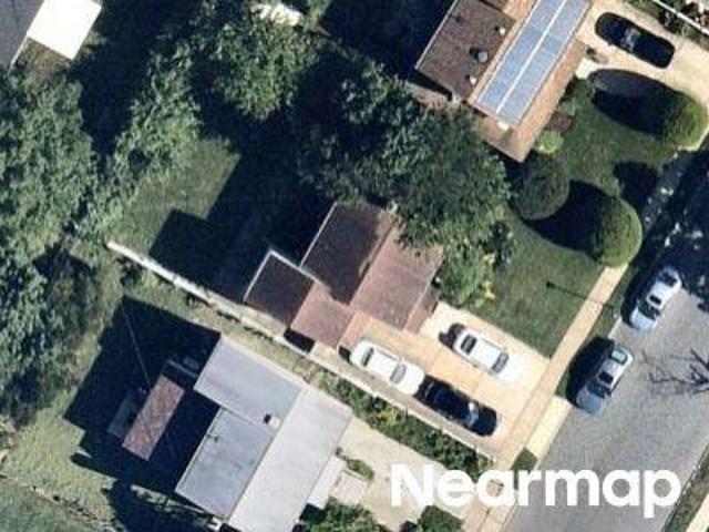 Property for sale in Alden Manor, Elmont
