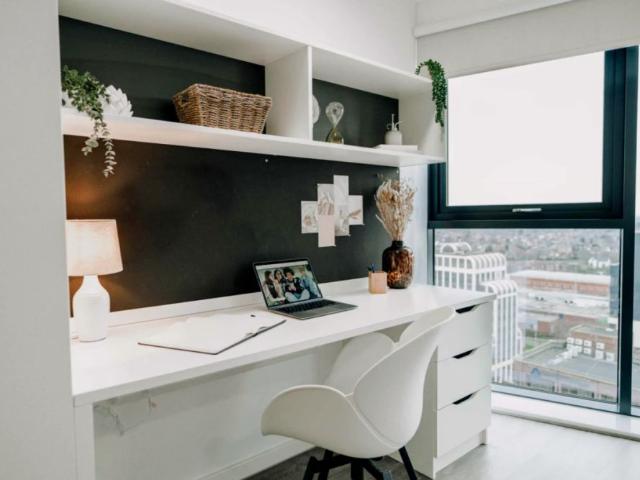 Studio for rent in Lansdowne, Springbourne