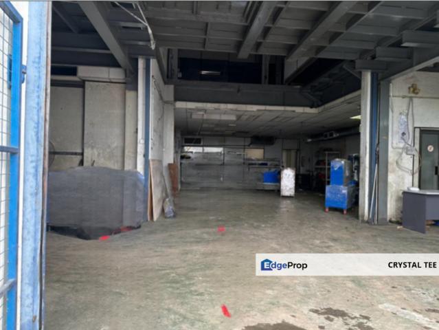 Warehouse for rent in Beringin, Georgetown