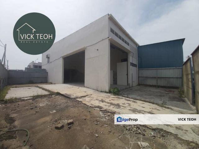 Warehouse for rent in Beringin, Georgetown