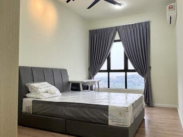 Room for rent in Petaling, Alam Impian