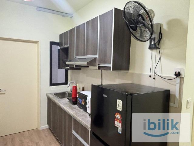 Room for rent in Petaling, Alam Impian