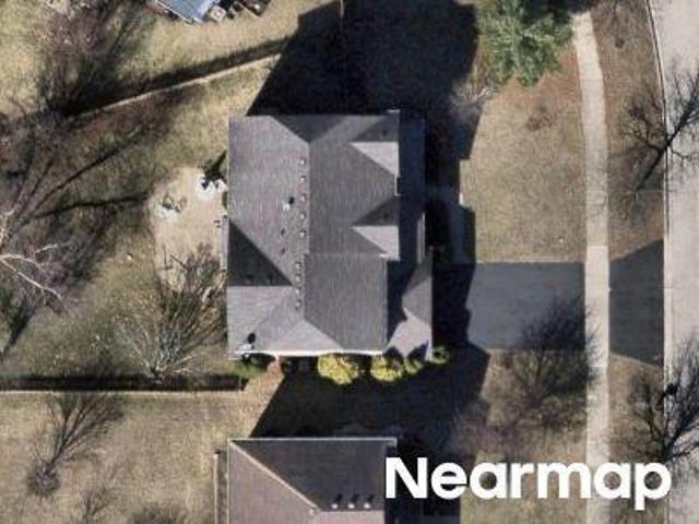 House for sale in Mchenry, Illinois