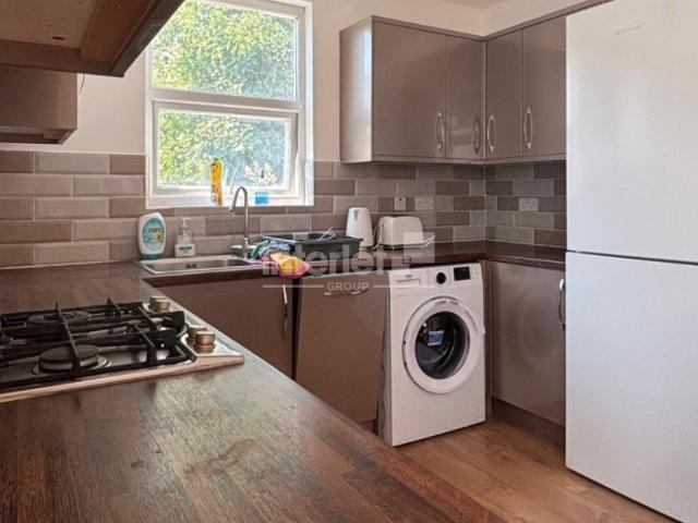 House for rent in Plasnewydd, Falcon Lodge