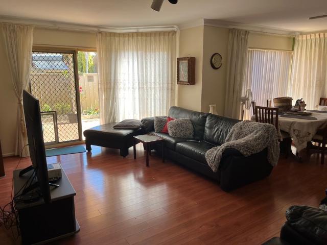 Room for rent in Stirling, Western Australia